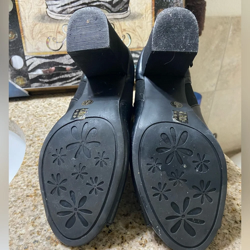 Chinese Laundry 3 Inch Black Heel shoe‎ With Open Toe